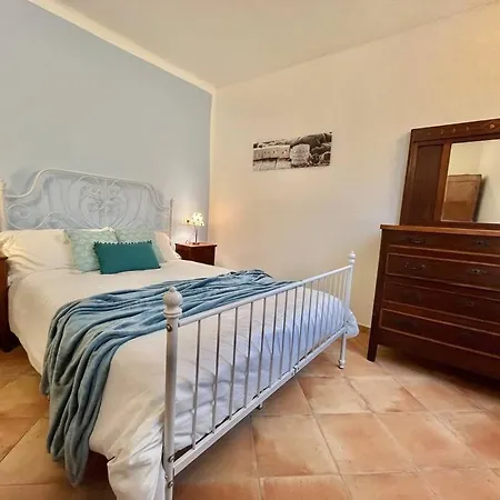 Ac & Garden Olive Grove Oasis *