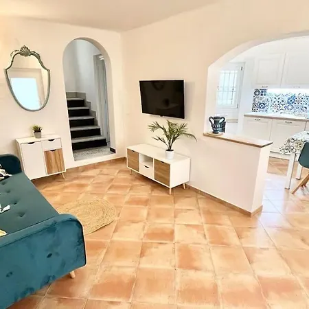 Ac & Garden Olive Grove Oasis