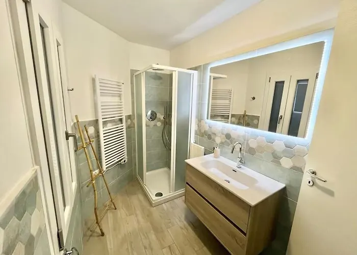 Feriehus Ac & Garden Olive Grove Oasis